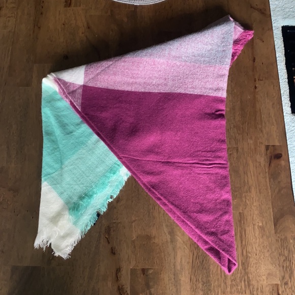 Blanket Scarf - Picture 2 of 2